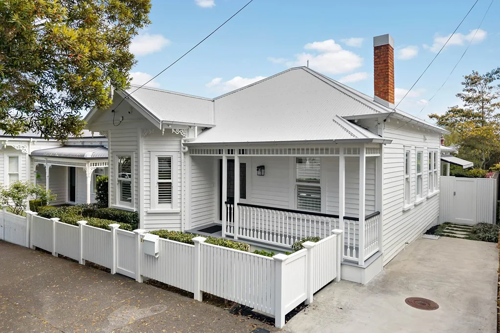 Ponsonby 4Kwarto PONSONBY SOPHISTICATED CHARMER