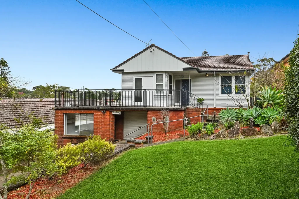 61 Sherbrook Rd, Hornsby, NSW 2077