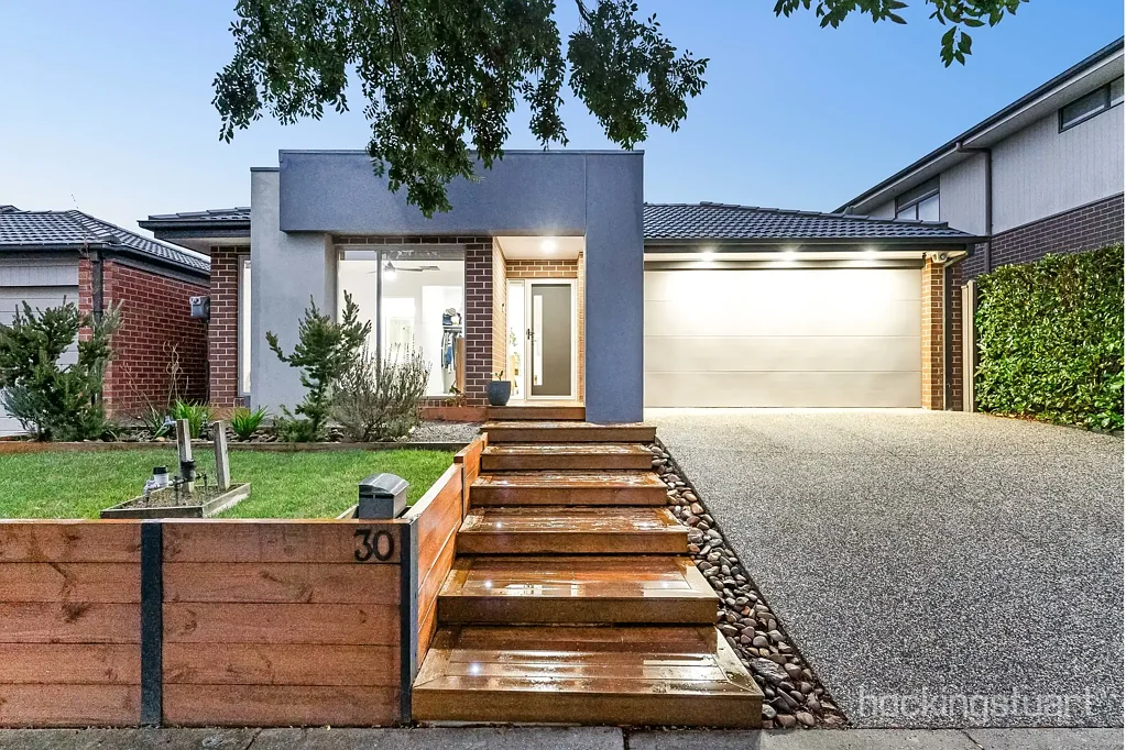 30 Celeste Street, Mickleham, VIC 3064