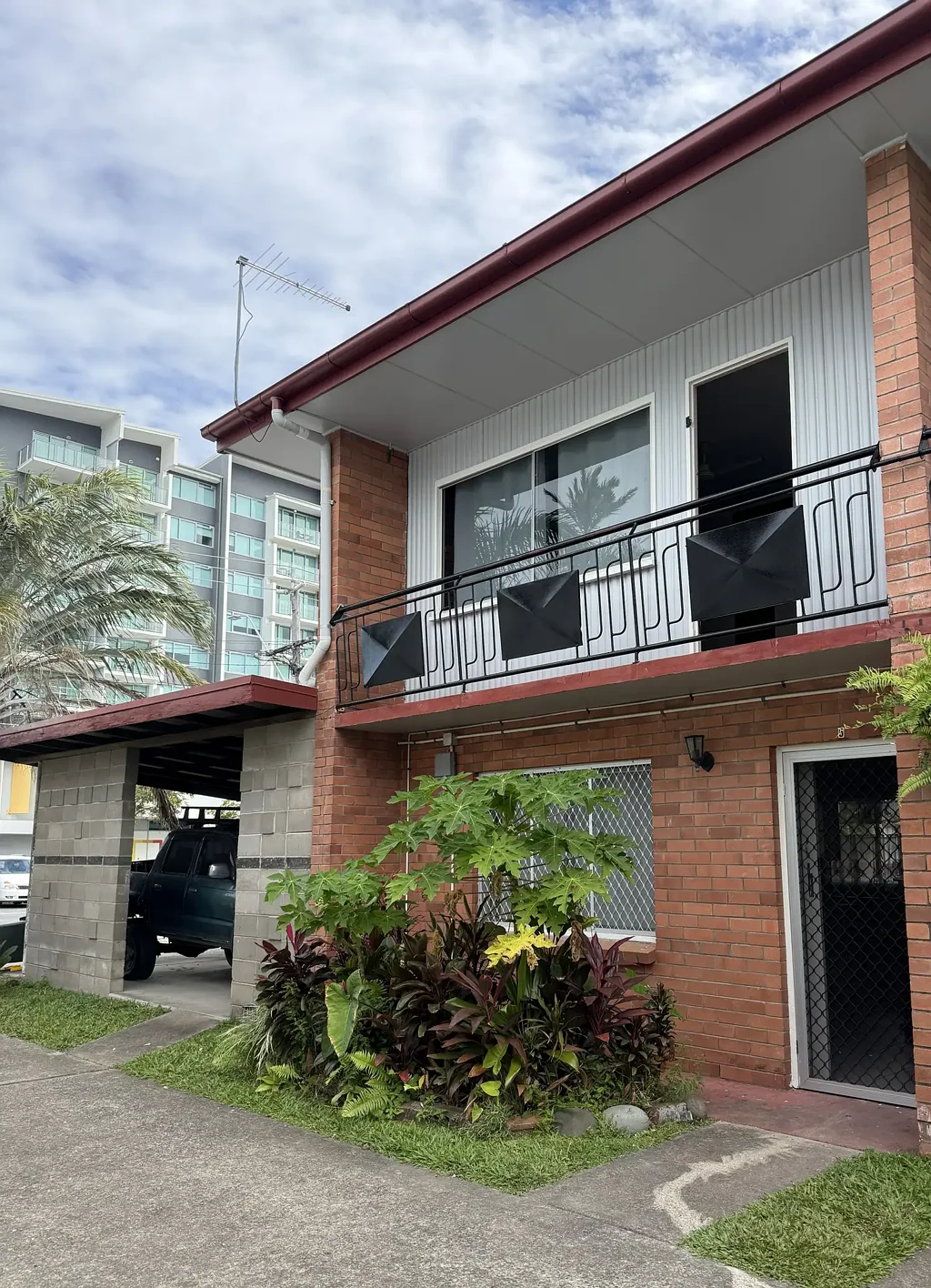 Walk to Shops, Lagoon & Trails - Central Living at Its Best