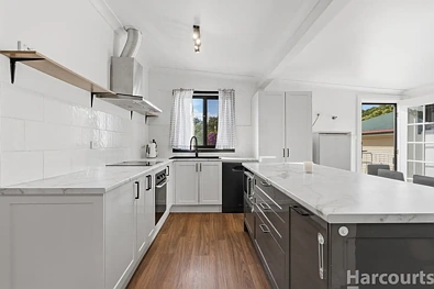 West Kempsey 3 Slaapkamer Cute as a button!