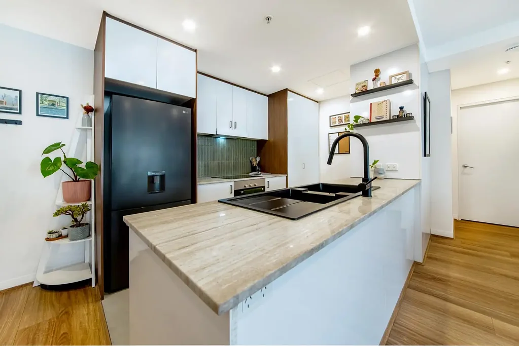 Lyneham 2chambre Fully Renovated Inner North Living with Private Position