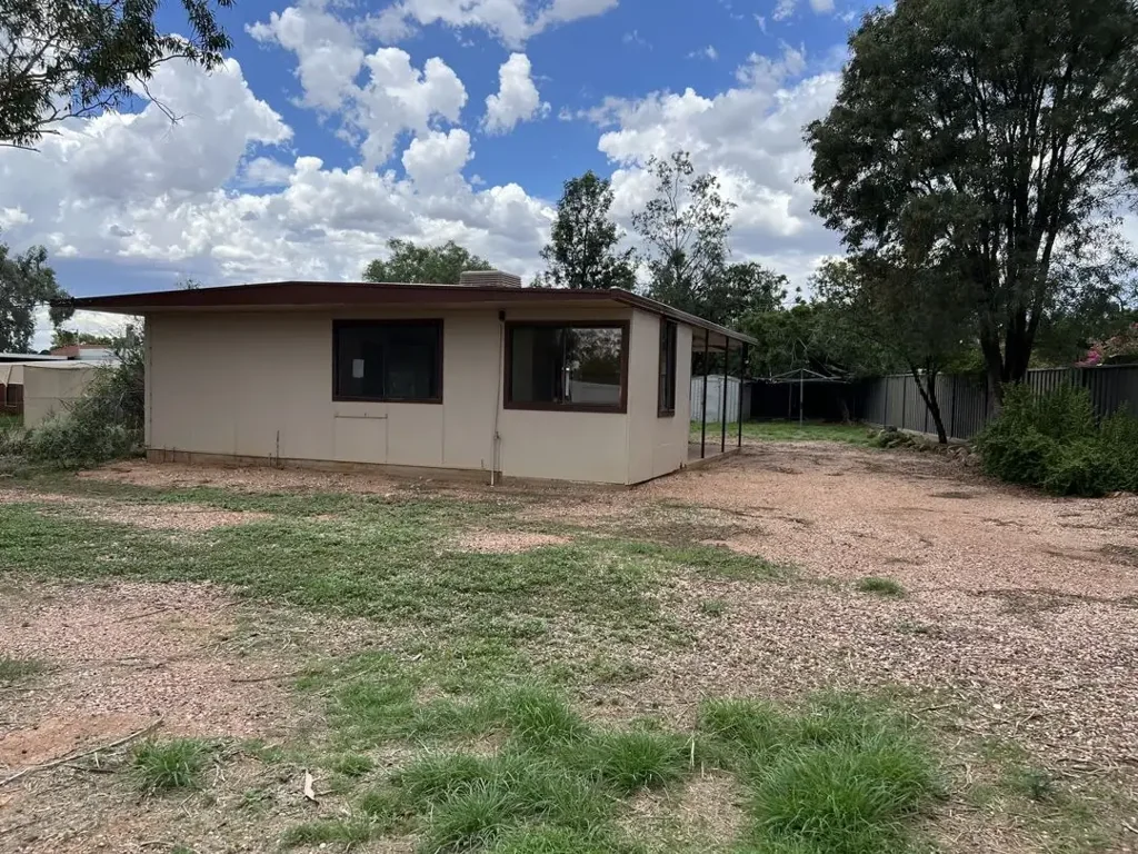 77 Opal Street, Lightning Ridge, NSW 2834
