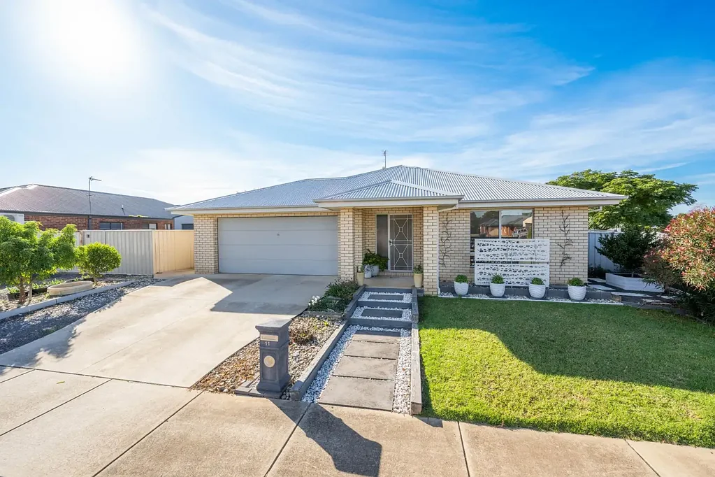 Mooroopna 3房  The Brief: 11 Crusader Avenue, Mooroopna VIC 3629