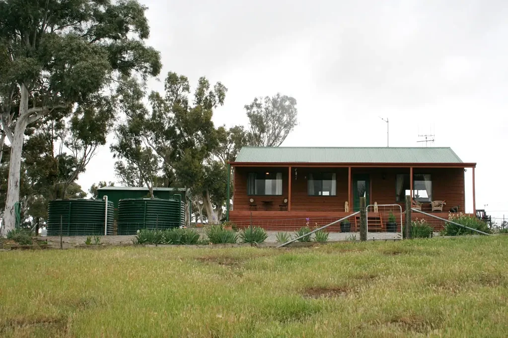 Quaint Country Style Cottage near Gundaroo