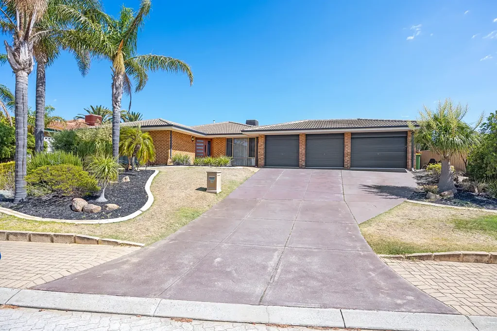 15 Motril Avenue, Coogee, WA 6166