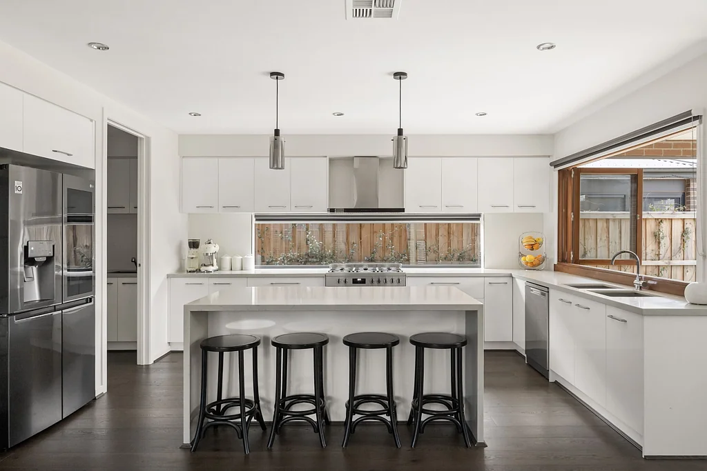 Thornhill Park 5 Slaapkamer Family Luxury with Exceptional Space and Entertaining