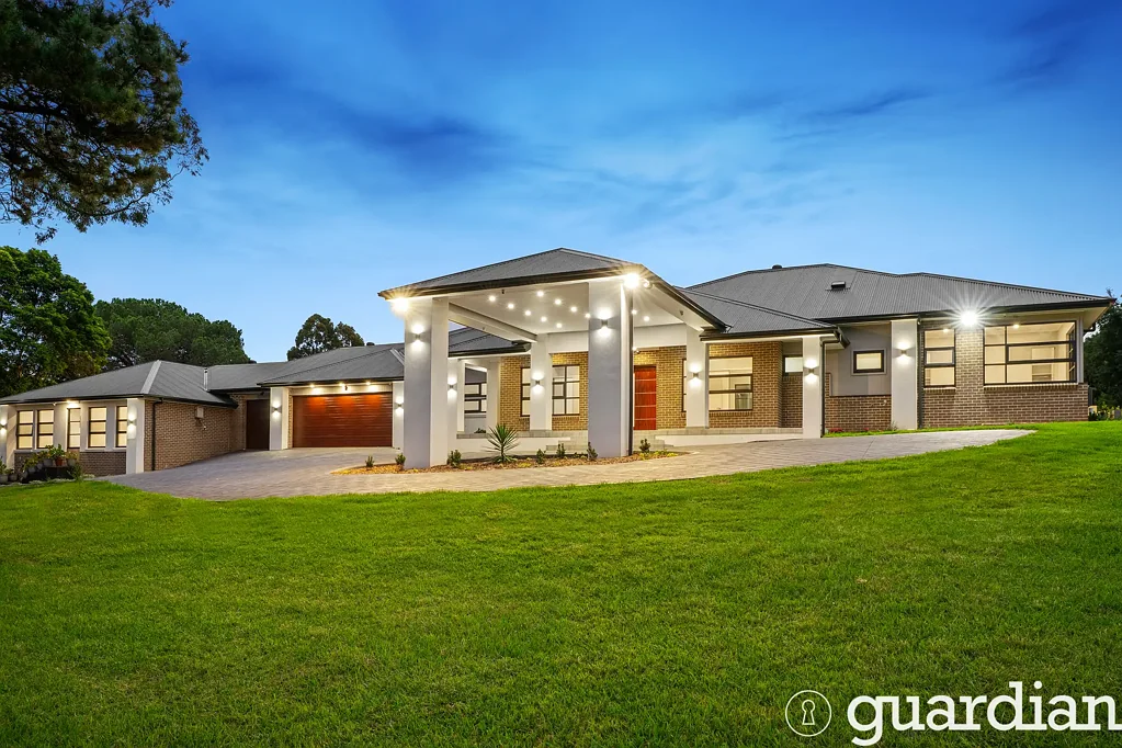 Middle Dural 10બેડરૂમ Breathtaking acreage with two gorgeous homes