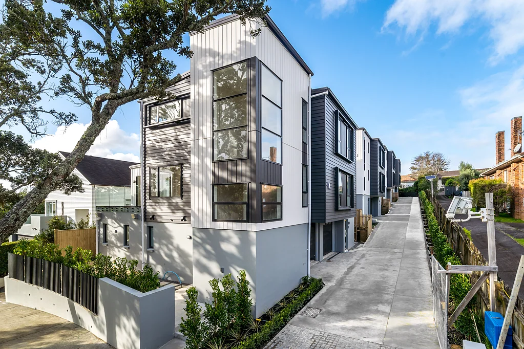 2/64 Atkin Avenue, Mission Bay, Auckland City, Auckland
