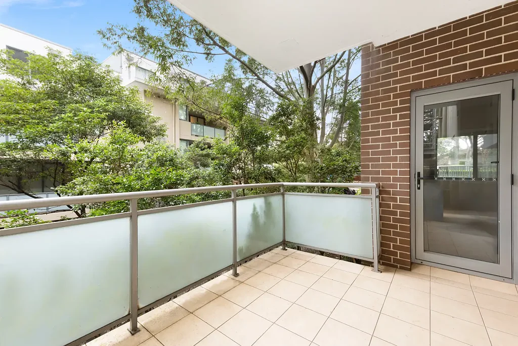Turramurra 1 Bedroom Blissful ease, secure living, ideal location