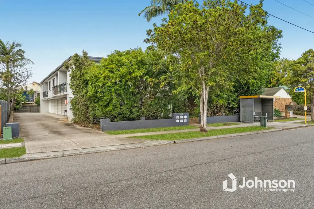 Nundah 3Phòng ngủ Rare Opportunity- Ground Floor Three Bedroom Apartment