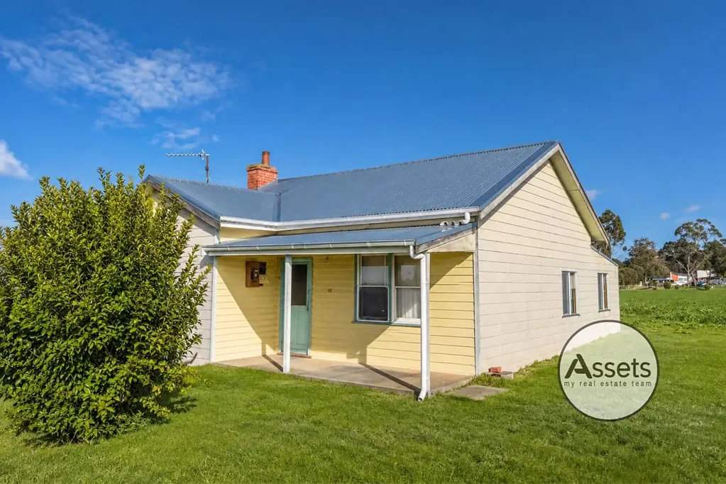 Heywood 2Moenga Renovate or Redevelop