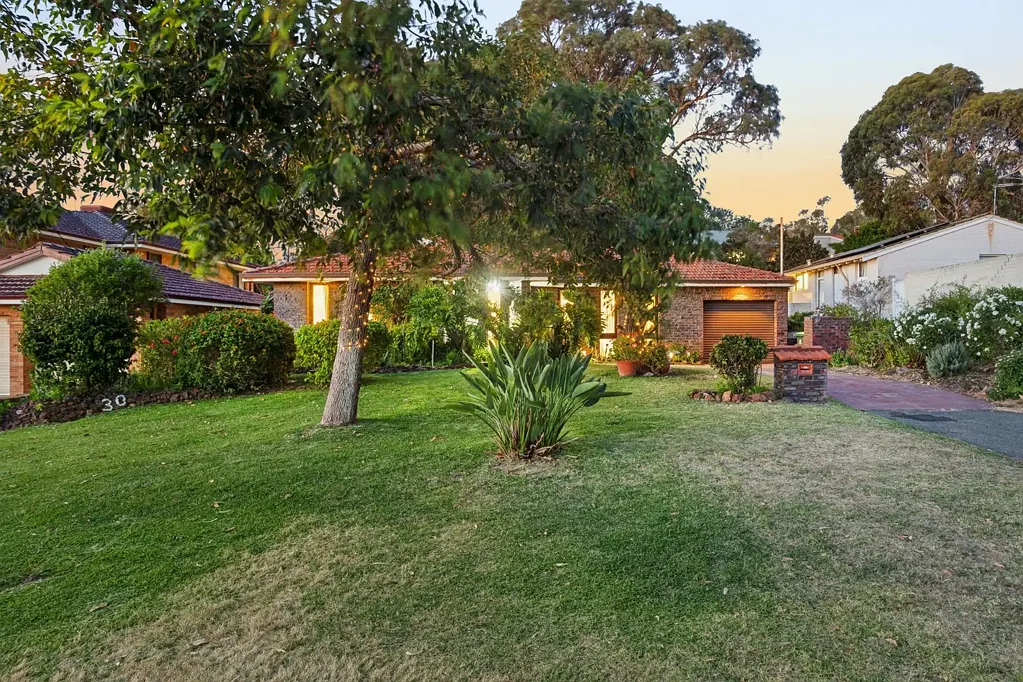 30 Pascoe Street, Karrinyup, WA 6018