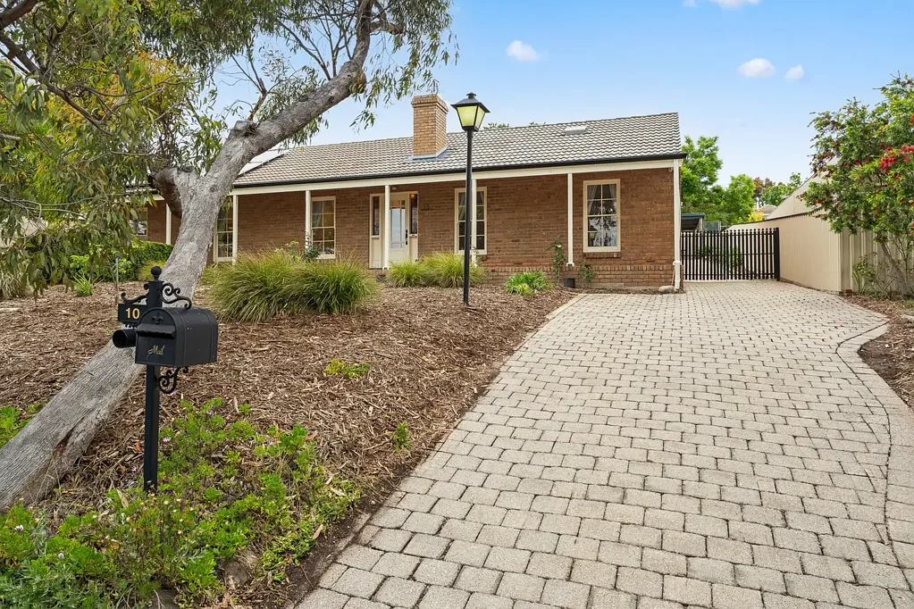 10 Renwick Street, Flagstaff Hill, SA 5159