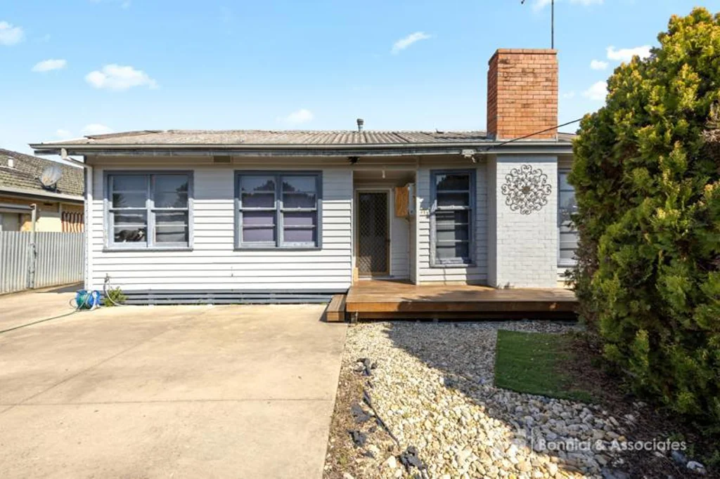213 Lawrence Street, Wodonga, VIC 3690