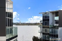 18/11 Trevillian Quay, Kingston