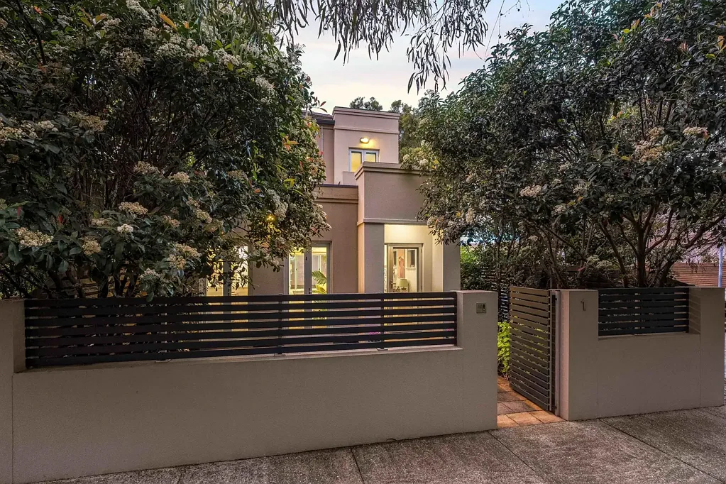 Underdale 3침실 Contemporary Parkside Living with Space, Privacy & Lifestyle Appeal