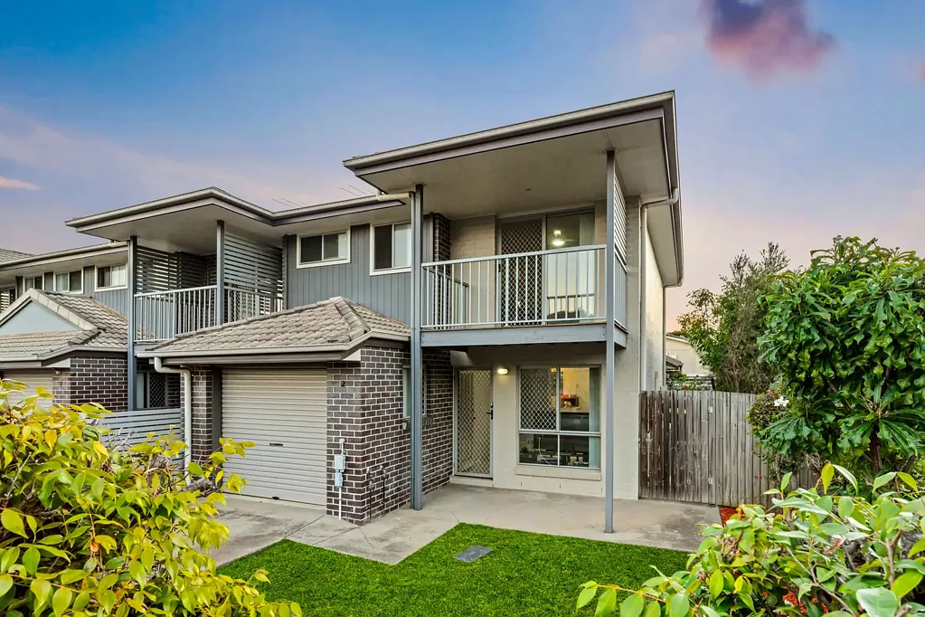 Richlands 3Habitaciones Private corner block townhouse | Great Opportunity in the Heart of Richlands - Call Sam Maleki