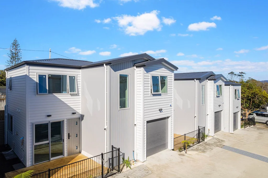Blockhouse Bay 4房  Brand New Freestanding Family Homes!!!