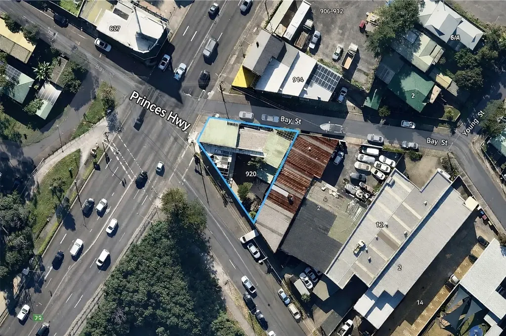 Tempe 4ਬੈੱਡਰੂਮ High Rental Yield - $2,300 per week - Versatile Four Bedroom Home with Shopfront & Triple Street Frontage