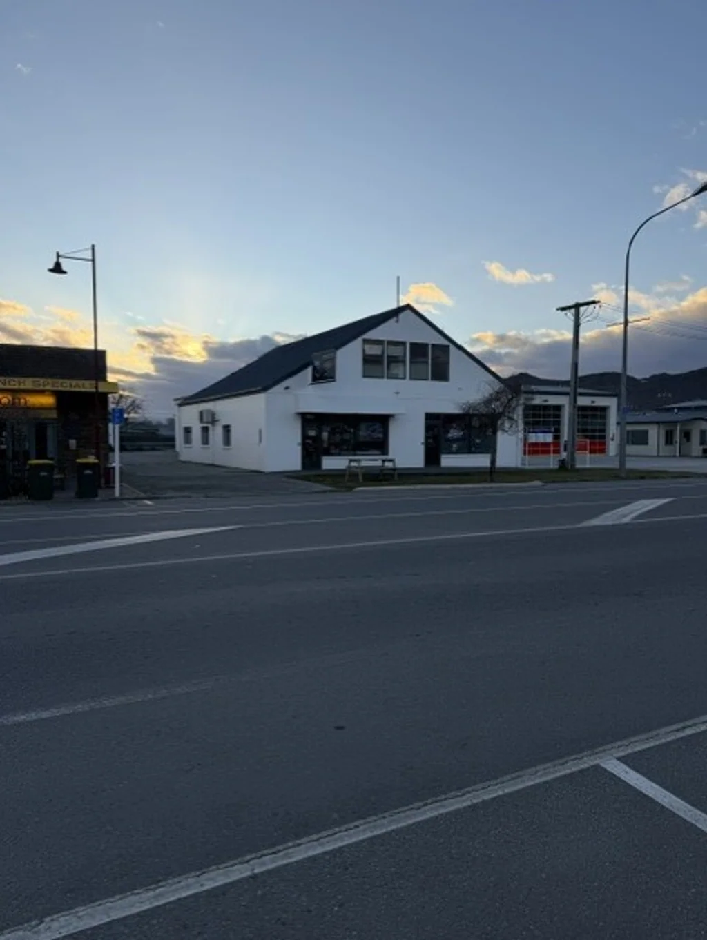 Alexandra High-Exposure Commercial Premises for Lease