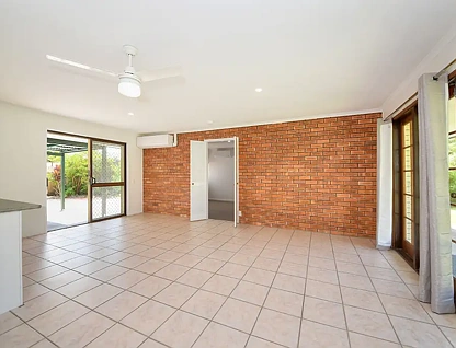 17 Whitsunday Drive, Currumbin Waters, QLD 4223, 4 ਕਮਰੇ, 1 ਬਾਥਰੂਮ, House