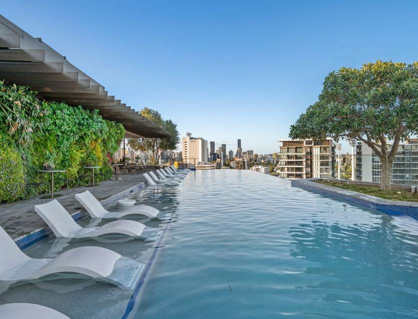 1401/62 Logan Road, Woolloongabba, QLD 4102, 2 Bedrooms, 2 Bathrooms, Apartment