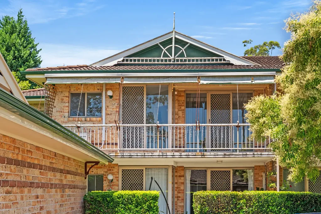 12/12-20 Kinarra Avenue, Wyoming, NSW 2250