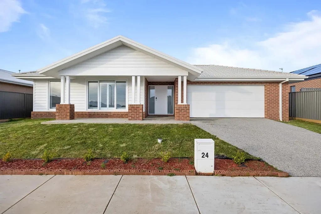 Lucas 4 Bedroom Spacious, Stylish & Designed for Effortless Family Living.