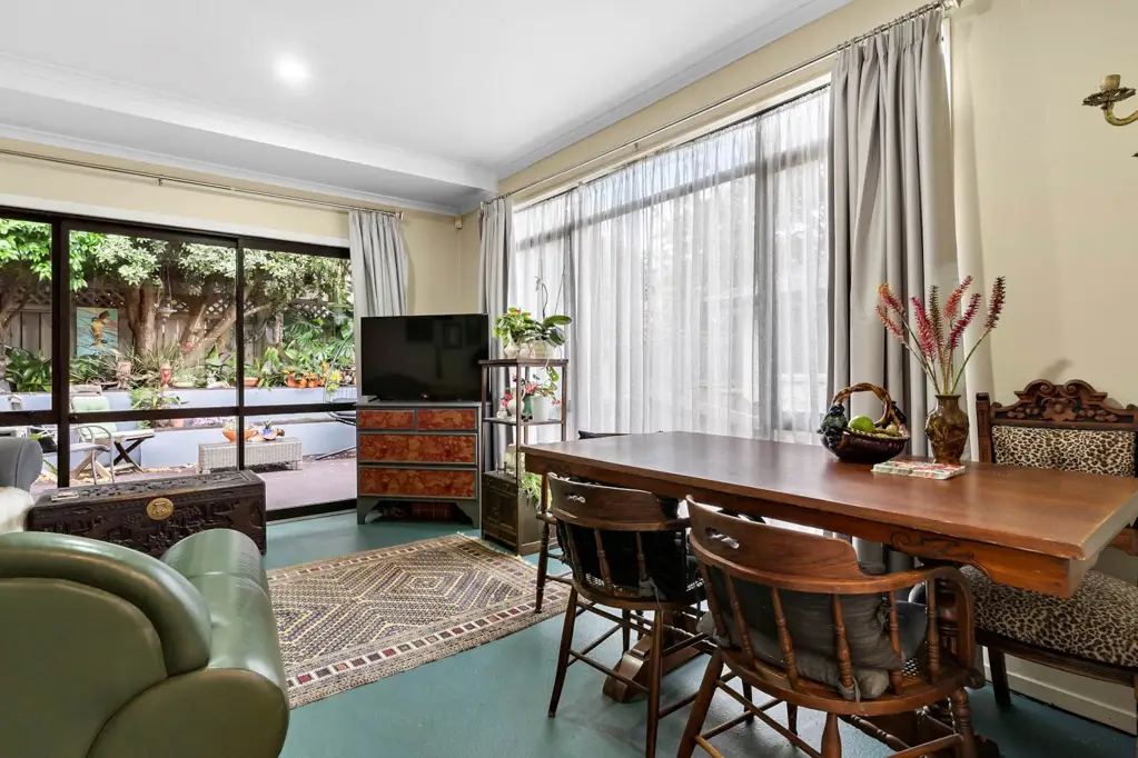 Pukekohe 4침실 Generate Two Rental Incomes.