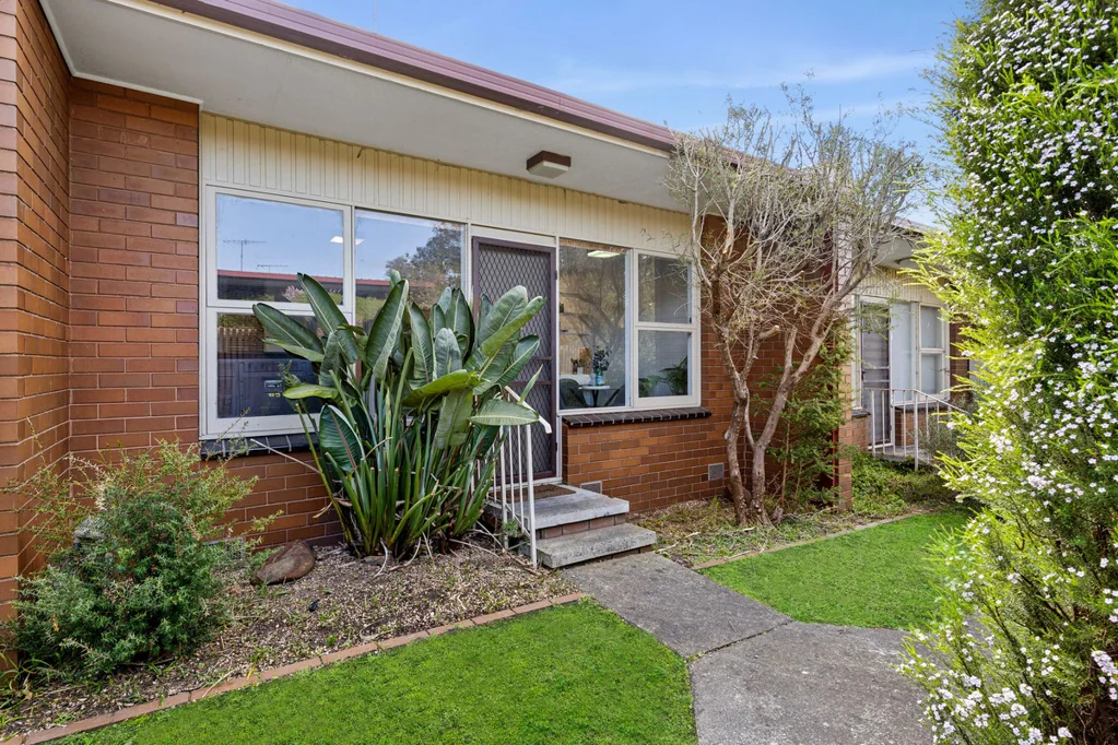 8/75 Heytesbury Street, Herne Hill, VIC 3218