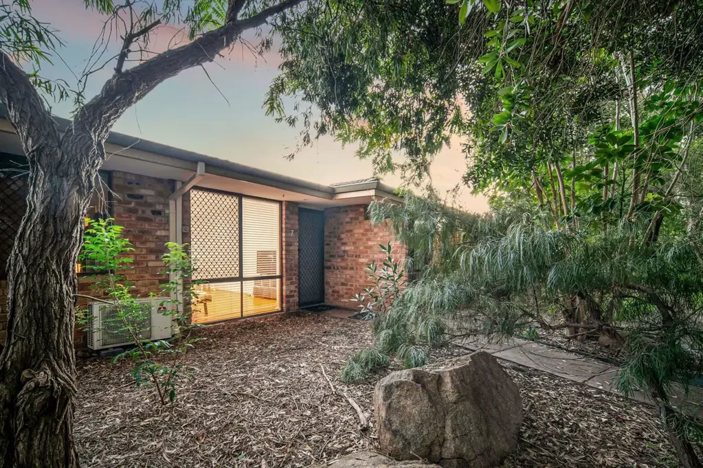 Maylands 2 Bedroom UNDER OFFER!!!