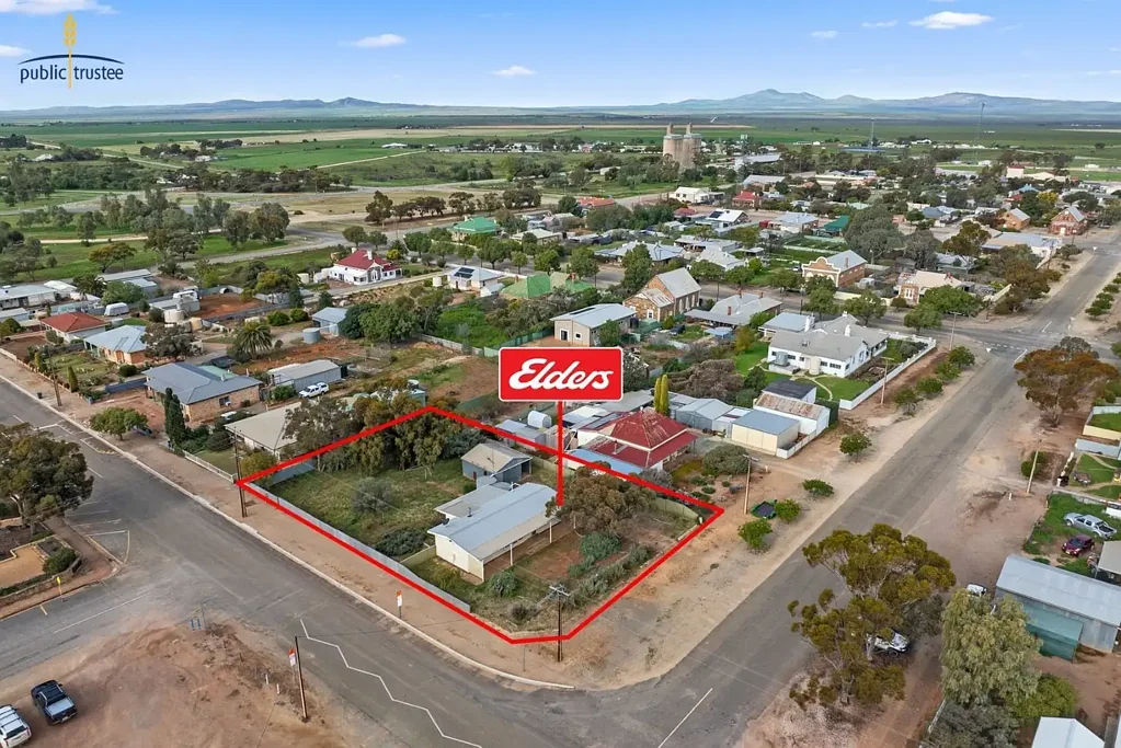 Orroroo 3બેડરૂમ A Home Full of Potential - Under Instruction From the Public Trustee