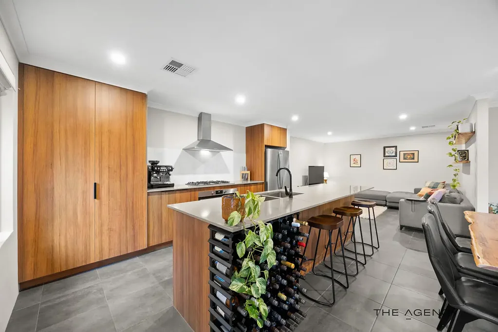 Redcliffe 3બેડરૂમ Simply Stunning, Inside and Out!