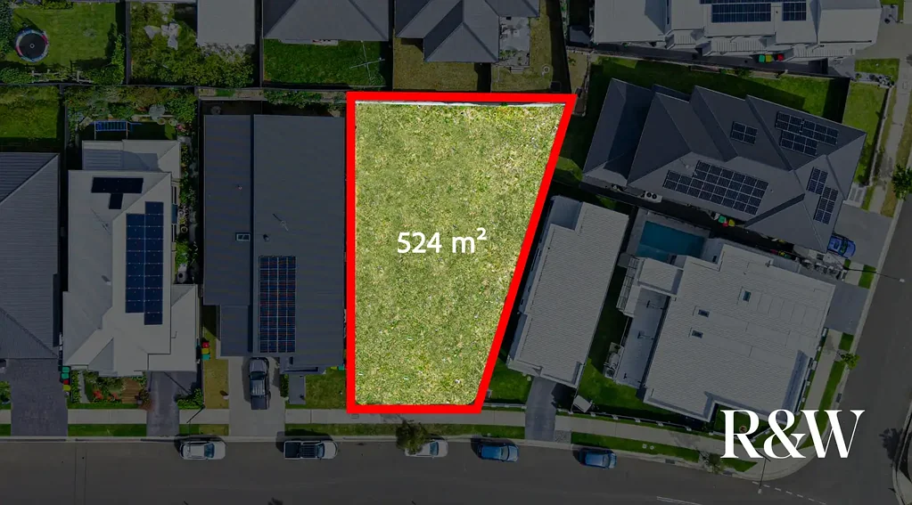 Campbelltown 524sqm注册地块 R3中密度区划 潜力建造联排别墅 步行至Macarthur Square M5快速接入 Registered 524sqm Block with ENDLESS POTENTIAL in Macarthur Heights!