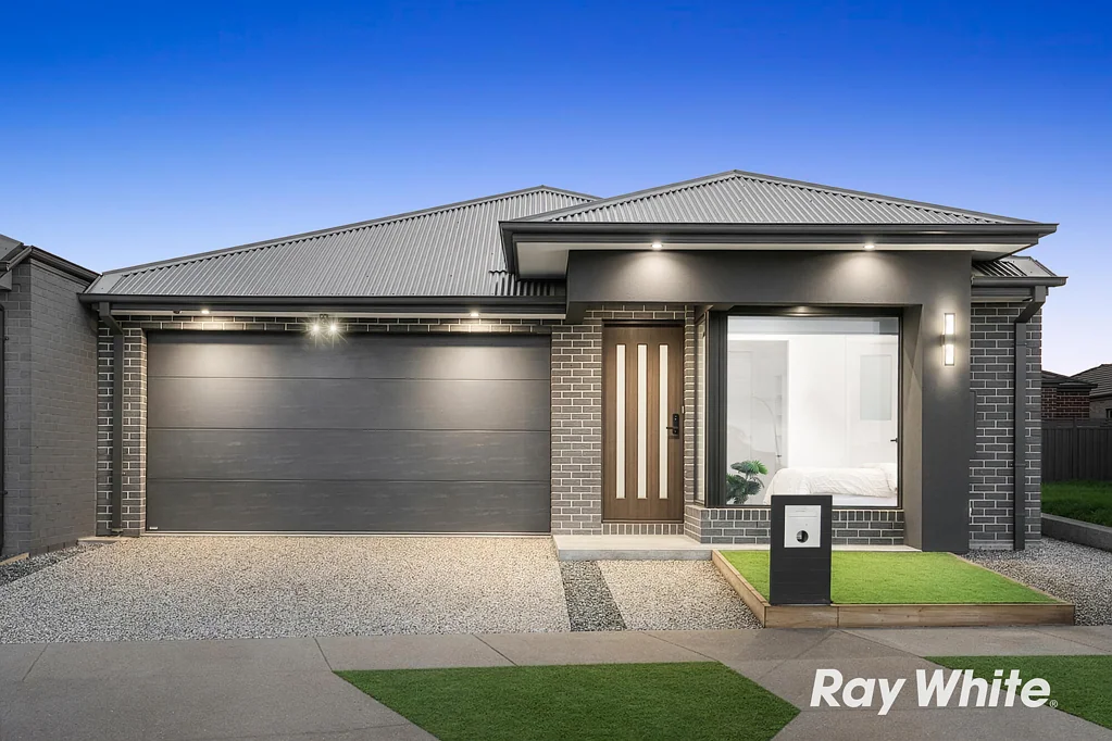27 Wombargo Crescent, Wollert, VIC 3750