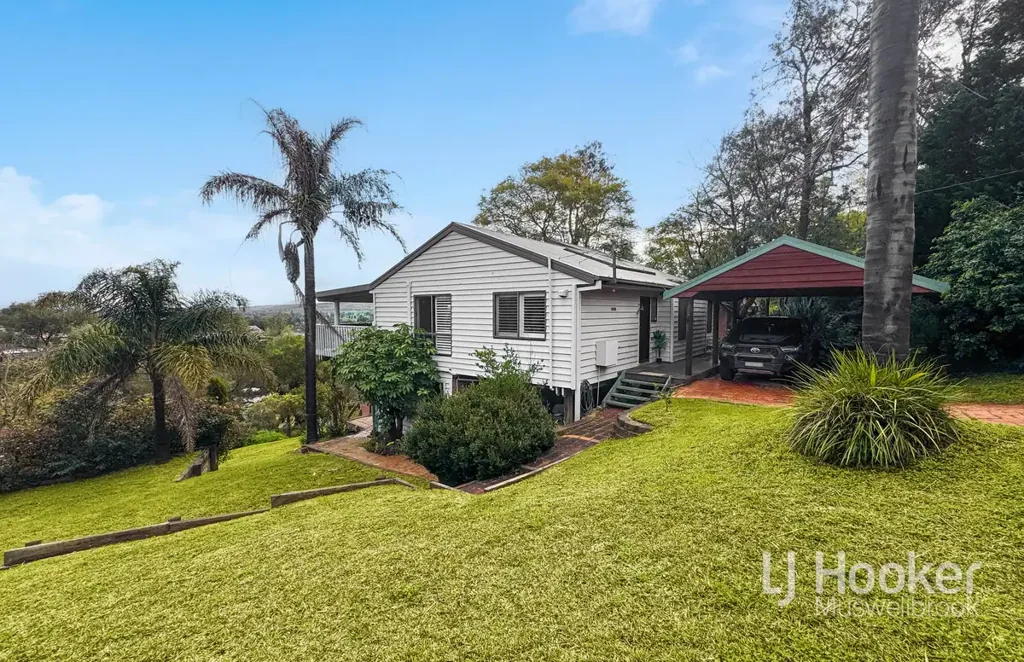 STUNNING VEIWS IN THIS UNIQUE 5 BEDROOM HOME