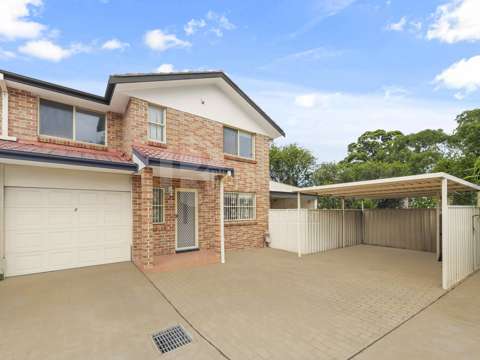 Penshurst 3 Bedroom Modern and Spacious Double Brick Townhouse in Prime Location