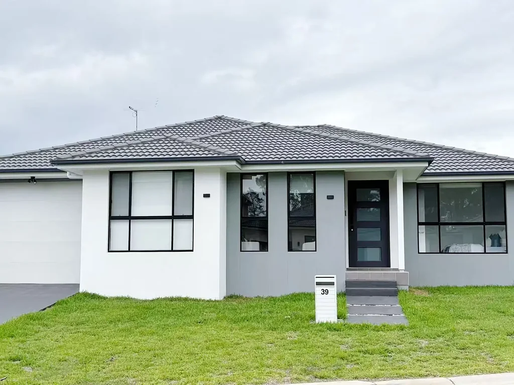Box Hill 6 Slaapkamer Stylish Family Living in Prime Box Hill Location!