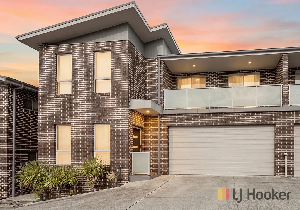 Shellharbour City Centre 3房  SHOWHOME QUALITY and some more.