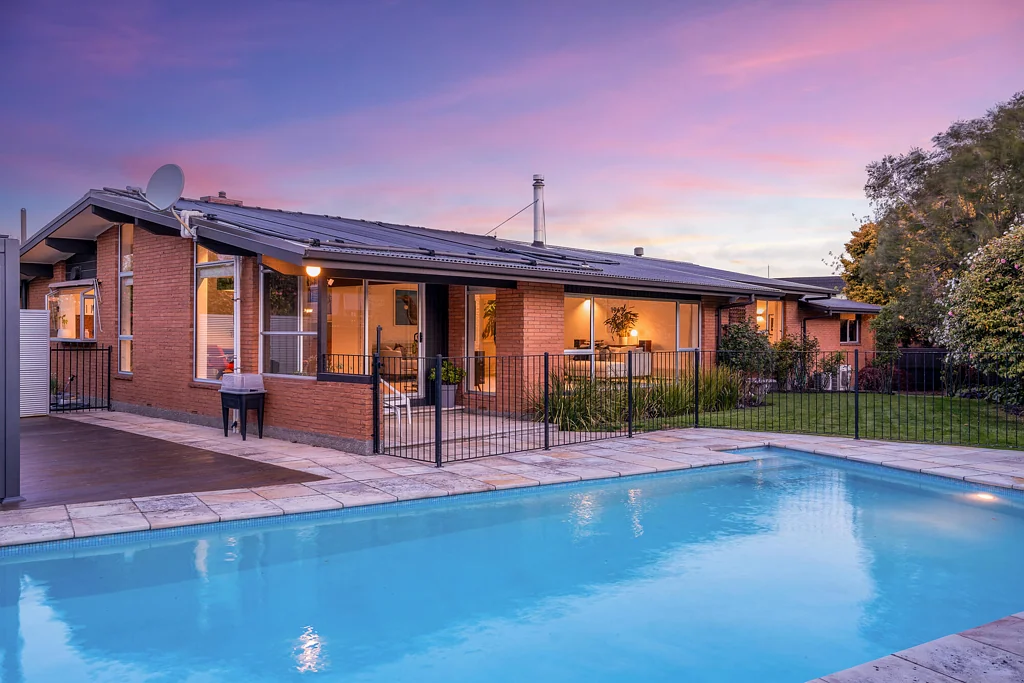 Ilam 4कमरा Mid-Century Style, Family Appeal