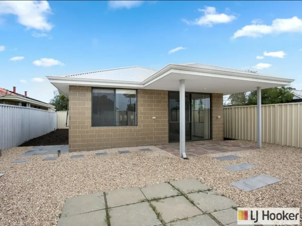 Modern - Secure 2-bedroom 1-bathroom