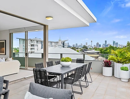 1603/2 Sterling Circuit, Camperdown, Inner West, 2 침실, 2 욕실, Apartment