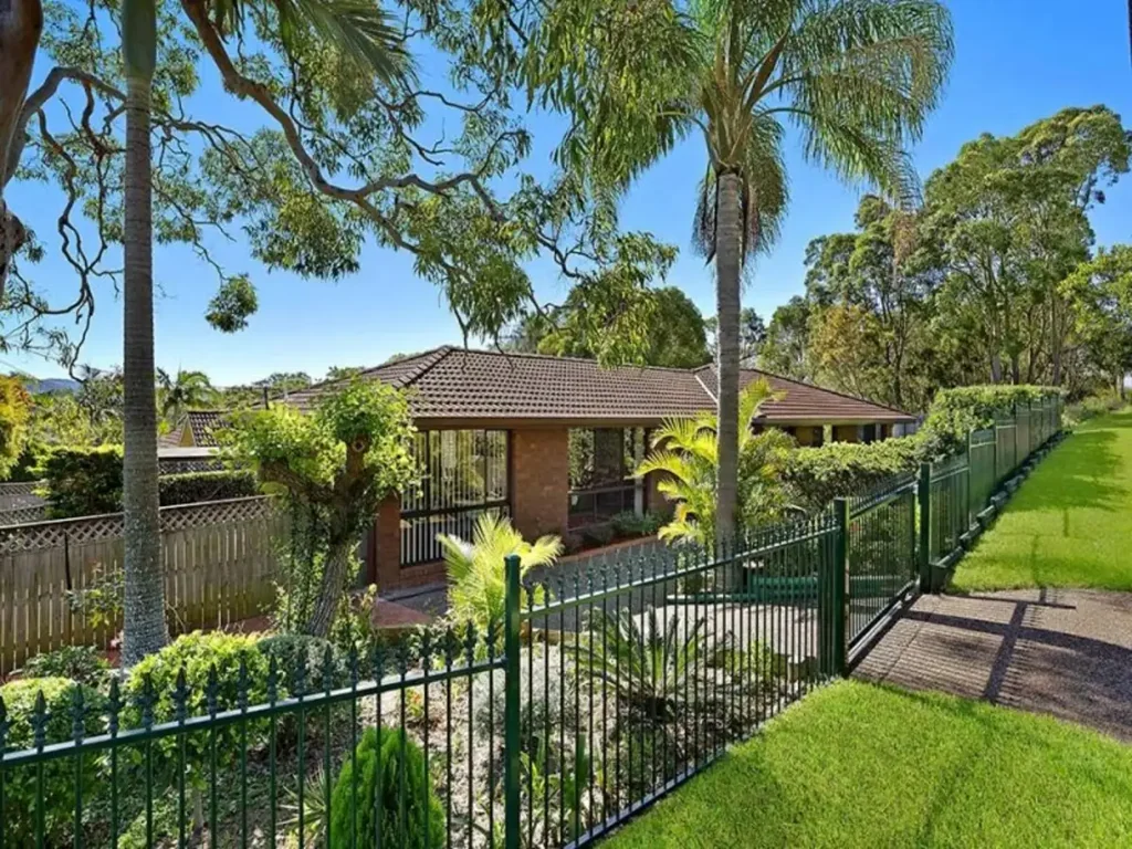 SPACIOUS FAMILY HOME!