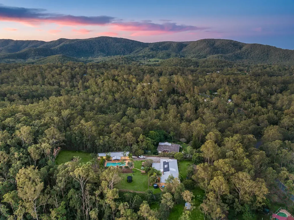 Mount Crosby 6部屋 Supersized Acreage Living