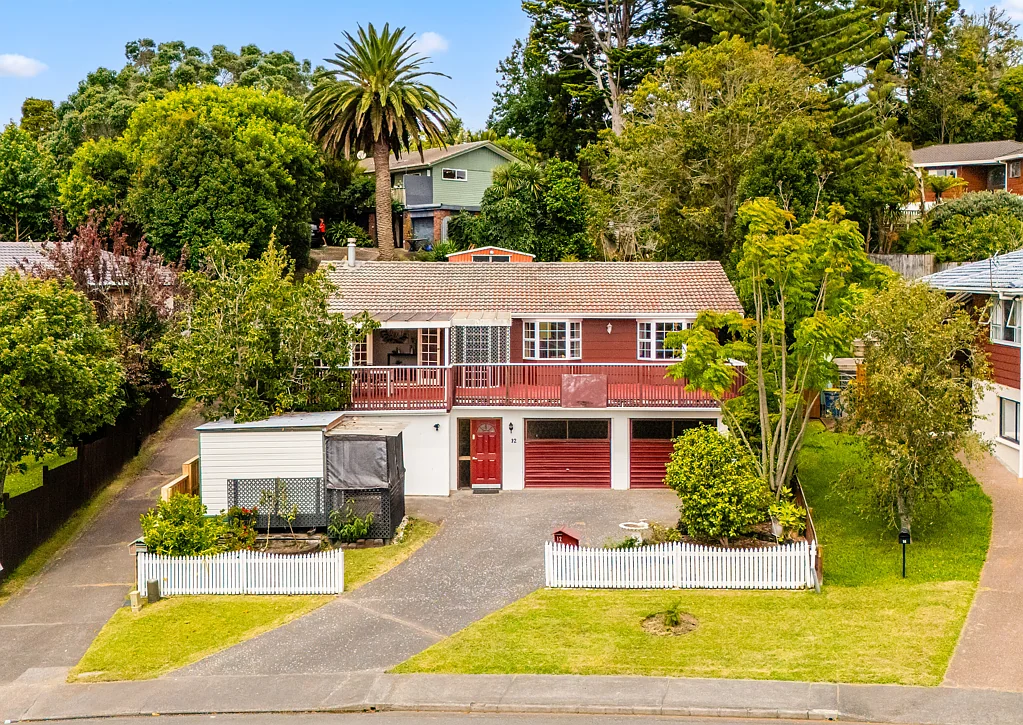 12 Lemnos Place, Titirangi, Waitakere City, Auckland
