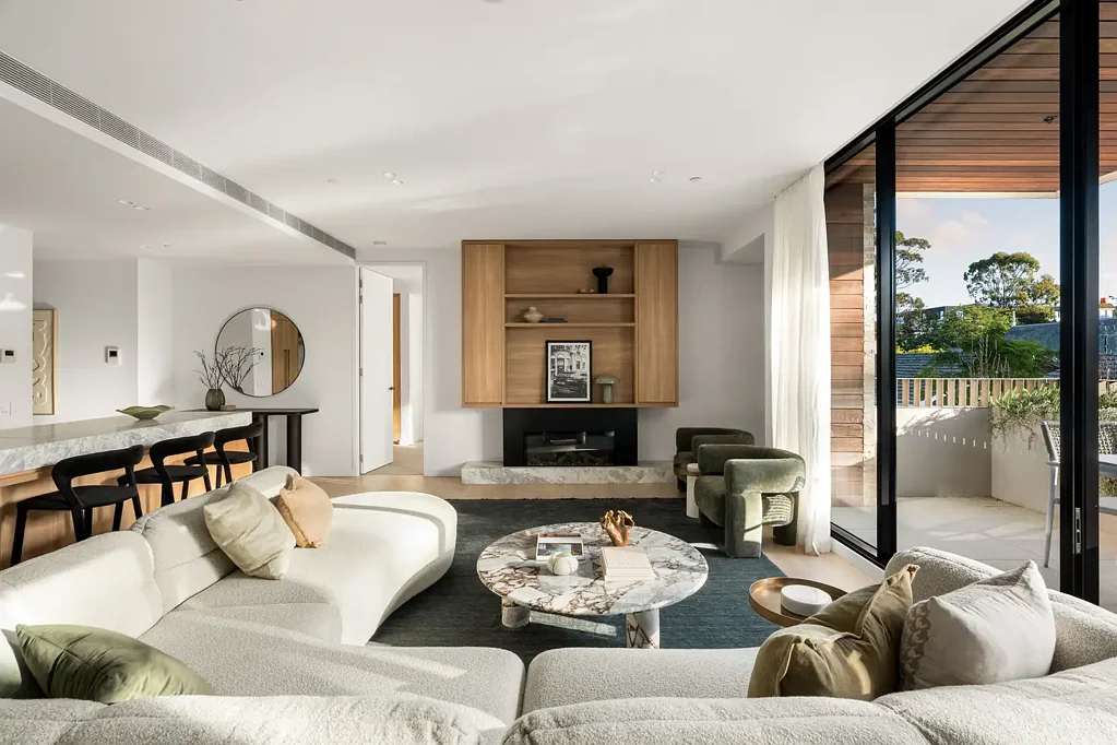 Hampton 3房 Reunion Place 的卓越住宅 A Remarkable Home at Reunion Place