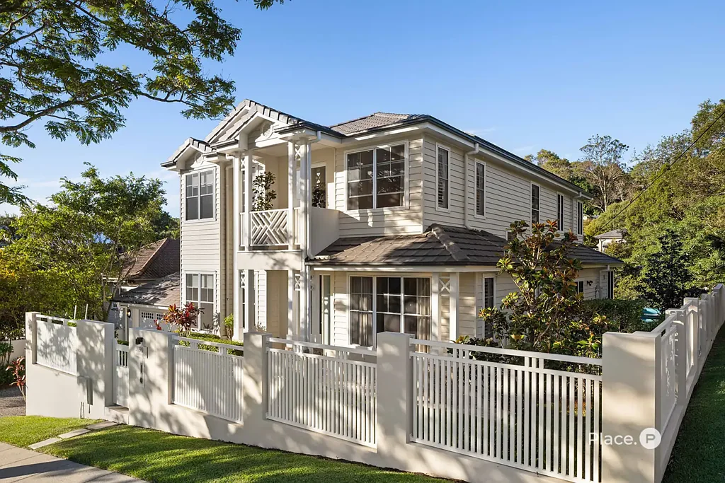 Norman Park 5部屋 Elegant family home in Norman Park’s coveted Poet’s Corner