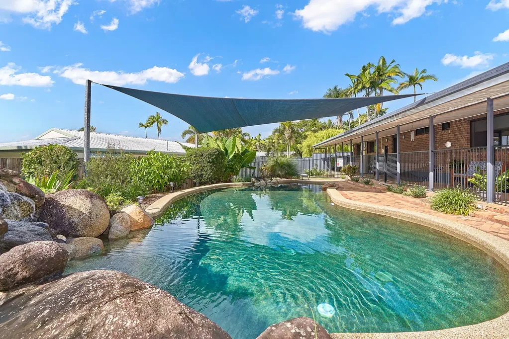 Mooroobool 3Habitaciones When Location and Quality Matters....
