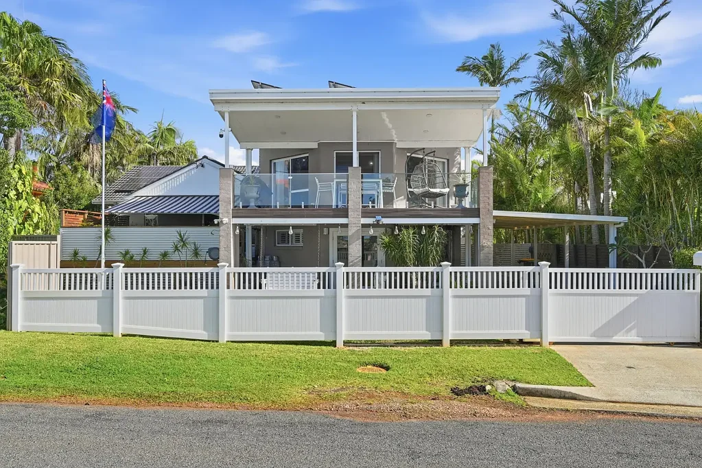 Port Macquarie 4침실 Ocean Views, Dual Access and Room for Life's Extras